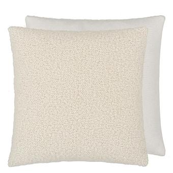 Подушка CCDG1588, Cormo Boucle, Chalk, Designers Guild 50 x 50см 